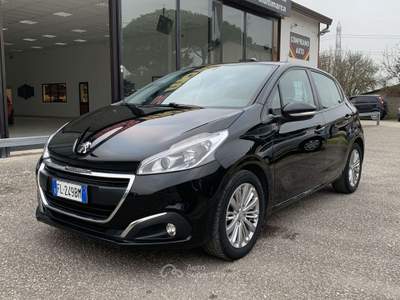 Peugeot 208 5p 1.2 puretech Active GPL 82cv X NEOPATENTATI Nero usata Ravenna