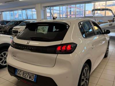 Peugeot 208 PureTech 75 S&S 5p. Active Pack Bianco usata Castellammare di Stabia
