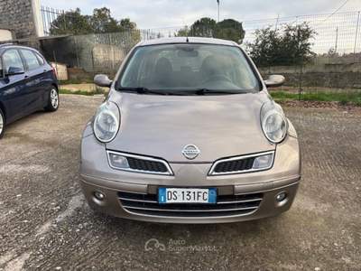 Nissan Micra AUTOMATICA Bronzo usata Santeramo in Colle