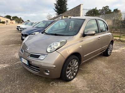Nissan Micra AUTOMATICA Bronzo usata Santeramo in Colle