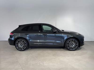 Porsche Macan PORSCHE  2.0 PDK Grigio usata San Fior