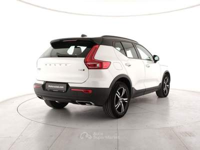 Volvo XC40 T4 AWD Geartronic R-design Bianco usata Modena