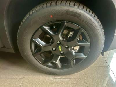 Jeep Avenger 1.2  145 CV MHEV 4xe OverlandLeather & winter pac Nero usata Melegnano
