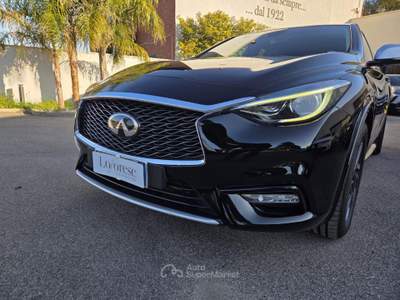 Infiniti Q30 1.5 diesel DCT Business Nero usata Taranto