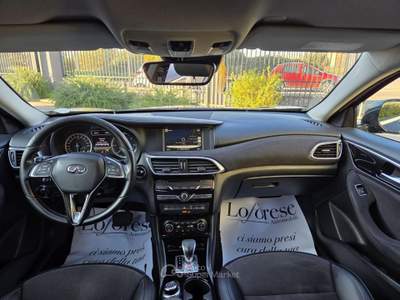 Infiniti Q30 1.5 diesel DCT Business Nero usata Taranto