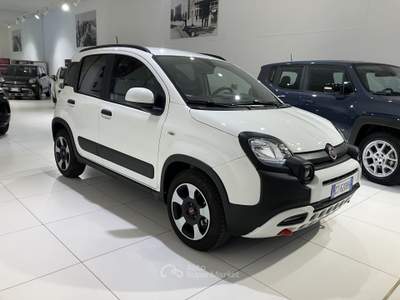 Fiat Panda 1.0 FireFly S&S Hybrid Cross Bianco usata Fornovo di Taro