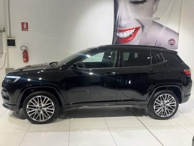 Jeep Compass 1.5 Turbo T4 130CV MHEV 2WD Summit Nero usata Fornovo di Taro