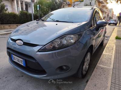 Ford Fiesta DIESEL Blu/Azzurro usata CORATO