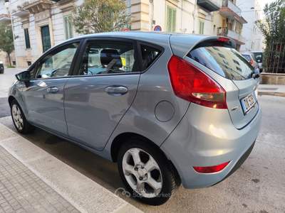 Ford Fiesta DIESEL Blu/Azzurro usata CORATO