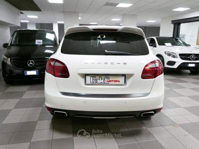 Porsche Cayenne 3.0 Diesel Bianco usata Firenze