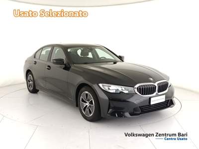 BMW Serie 3 318d 318d mhev 48v business advantage auto Nero usata Bari