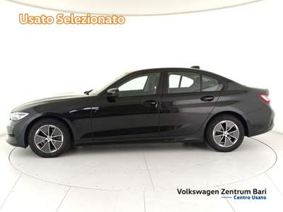BMW Serie 3 318d 318d mhev 48v business advantage auto Nero usata Bari