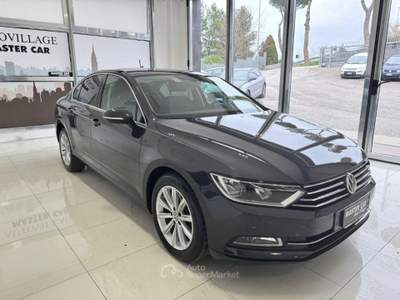 Volkswagen Passat  1.6 TDI DSG Business BlueMot Tech Grigio usata Ripalimosani