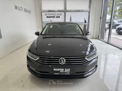 Volkswagen Passat  1.6 TDI DSG Business BlueMot Tech Grigio usata Ripalimosani