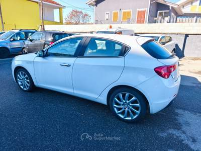 Alfa Romeo Giulietta Distinctive Bianco usata BEINASCO