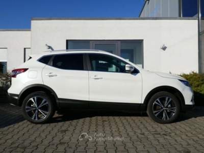Nissan Qashqai 1.3 DIG-T 160 CV  benzina N-CONNECTA Bianco usata Postalesio