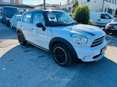 MINI Countryman Mini Cooper D Business Countryman Automatica Bianco usata Stra