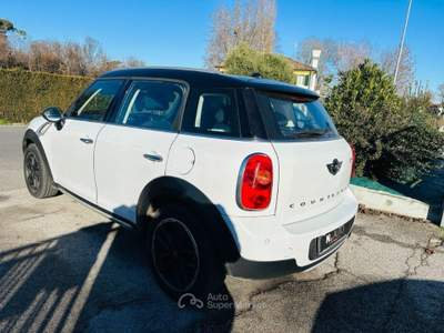 MINI Countryman Mini Cooper D Business Countryman Automatica Bianco usata Stra