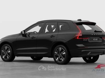 Volvo XC60 B5 AWD Mild hybrid Benzina Plus Dark Nero usata Corciano