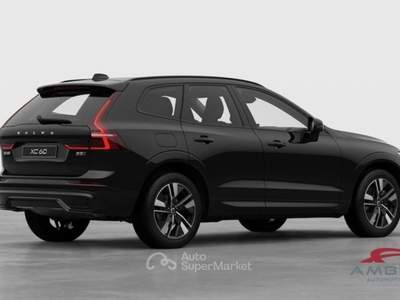 Volvo XC60 B5 AWD Mild hybrid Benzina Plus Dark Nero usata Corciano