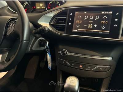 Peugeot 308 308 BlueHDi 120 S&S SW Active Grigio usata San Michele salentino