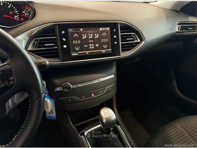Peugeot 308 308 BlueHDi 120 S&S SW Active Grigio usata San Michele salentino
