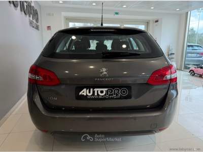 Peugeot 308 308 BlueHDi 120 S&S SW Active Grigio usata San Michele salentino