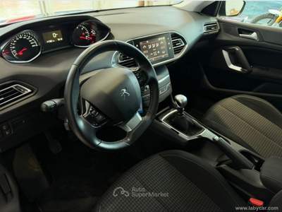 Peugeot 308 308 BlueHDi 120 S&S SW Active Grigio usata San Michele salentino