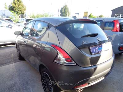 Lancia Ypsilon LANCIA YPSILON 1.2 GPL Grigio usata MANTOVA