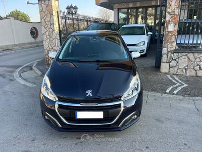 Peugeot 208 Peugeot 208 PureTech 82 5 porte Allure Nero usata Caivano
