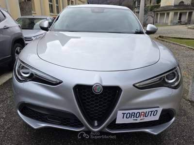 Alfa Romeo Stelvio 2.2 Turbodiesel 190 CV AT8 Q4 Sprint UNICO PROPR. Argento usata Varallo