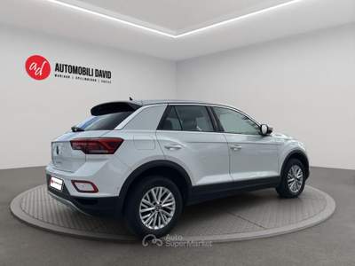 Volkswagen T-Roc 1.0 TSI Life Bianco usata Maniago