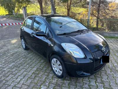 Toyota Yaris TOYOTA YARIS 1.4 DIESEL ANNO 2006 Nero usata Corleone