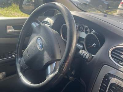 Ford Focus incidentata Blu/Azzurro usata San Potito Sannitico