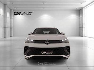 Volkswagen Tiguan 2.0 TDI SCR R-Line Plus 4Motion DSG Bianco usata Padova