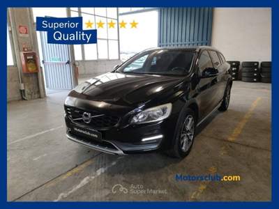 Volvo V60 Cross Country D3 Geartronic Momentum - solo operatori Nero usata Modena