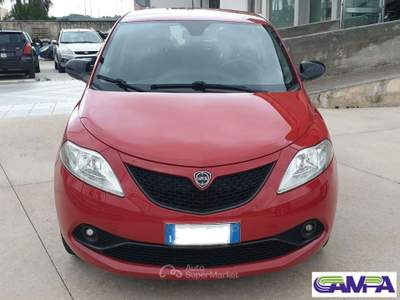 Lancia Ypsilon  1.2 69 CV 5p. GPL Ecochic Gold Rosso usata Poggiardo