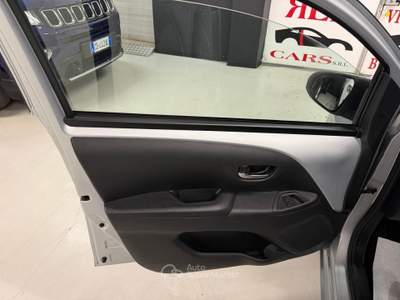 Citroen C1 Airscape VTi 72 S&S 5 porte Shine Argento usata Torino