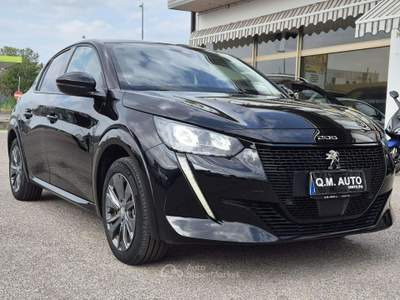 Peugeot 208 100kW Allure Pack Nero usata Cento