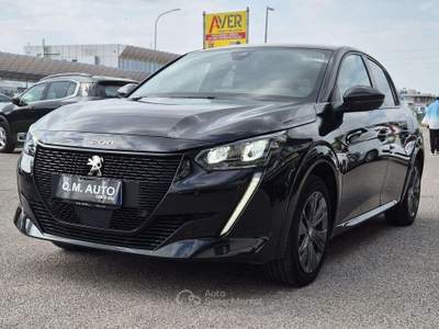 Peugeot 208 100kW Allure Pack Nero usata Cento