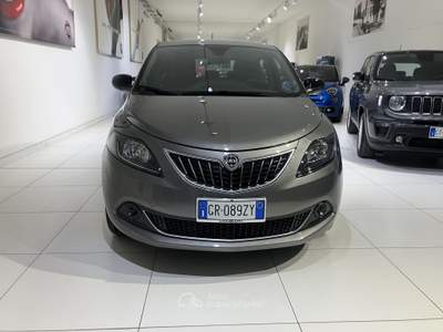 Lancia Ypsilon 1.0 FireFly 5 porte S&S Hybryd Gold Grigio usata Fornovo di Taro