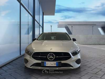 Mercedes-Benz Classe A A 180 d Automatic Progressive Advanced Plus Argento usata Rende