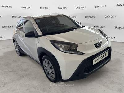 Toyota Aygo 1.0 VVT-i 72 CV 5 porte Active Bianco usata Comacchio