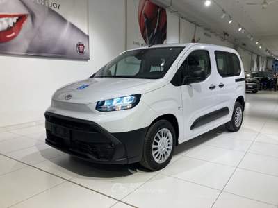 Toyota Proace 1.5D 100 CV  PC 4p. Lounge Trasporto Disabili 4+1 usata Fornovo di Taro