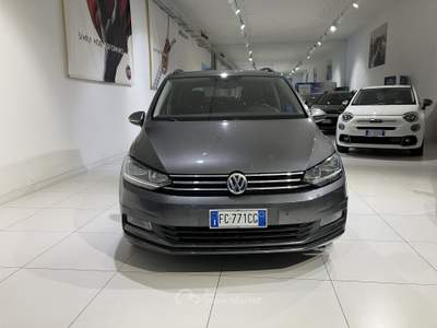Volkswagen Touran Touran 2.0 TDI 150 CV SCR Comfortline BlueMotion Technology Grigio usata Fornovo di Taro
