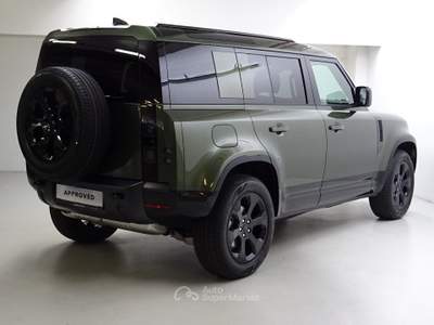 Land Rover Defender 110 3.0D I6 200 CV AWD Auto X-Dynamic SE Verde usata Lurate Caccivio