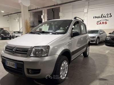 Fiat Panda 1.2 4x4 Argento usata Lumezzane