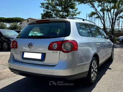 Volkswagen Passat 2.0 tdi Highline 170cv dsg dpf Argento usata Castel Gandolfo