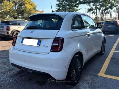 Fiat 500e 500e 42 kWh Icon + Bianco usata Castel Gandolfo