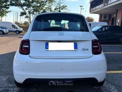 Fiat 500e 500e 42 kWh Icon + Bianco usata Castel Gandolfo